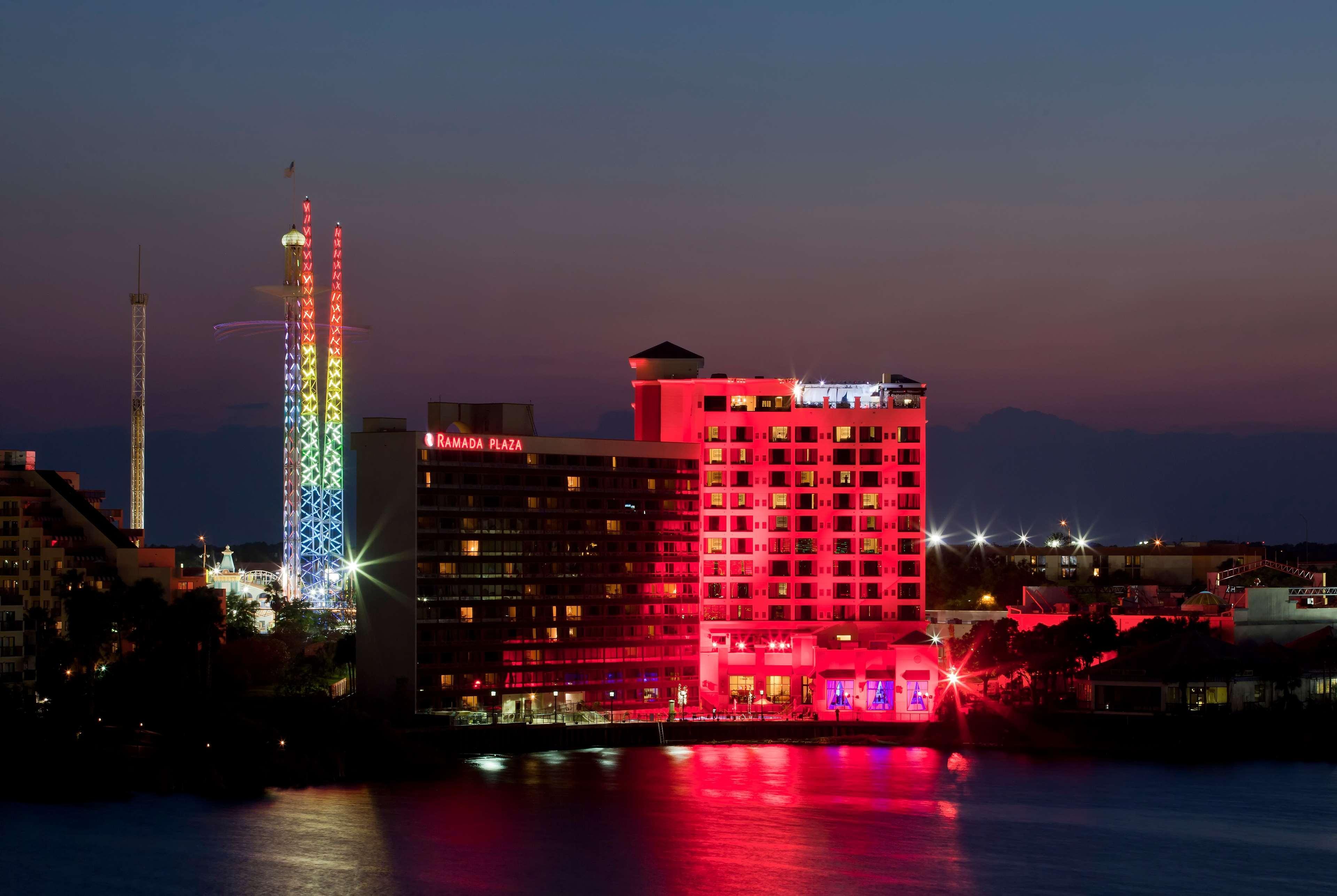 Resort Ramada Plaza By Wyndham & Intl Drive - Newly Renovated!