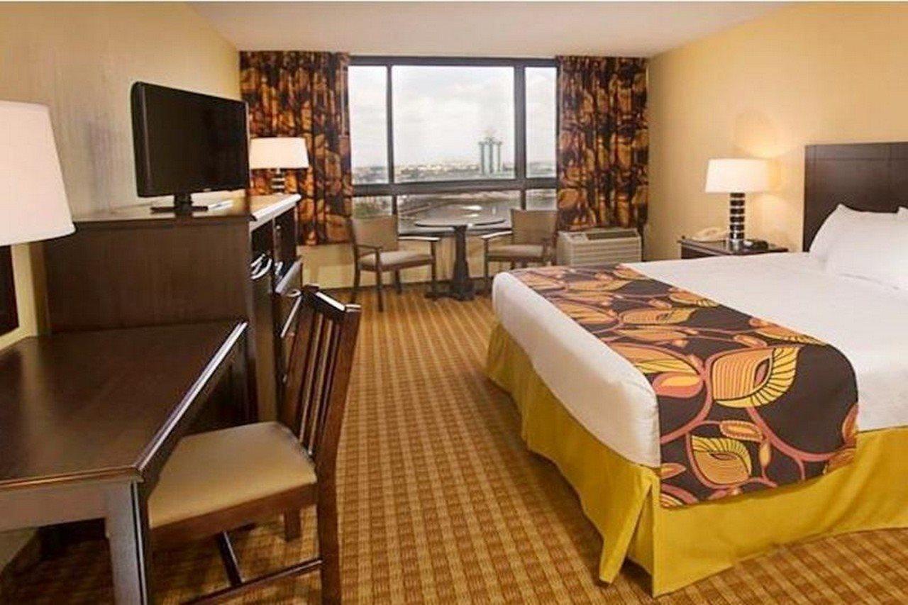 Resort Ramada Plaza By Wyndham & Intl Drive - Newly Renovated! 3*