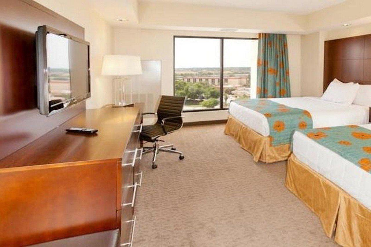 Ramada Plaza By Wyndham & Intl Drive - Newly Renovated! Resort 3*