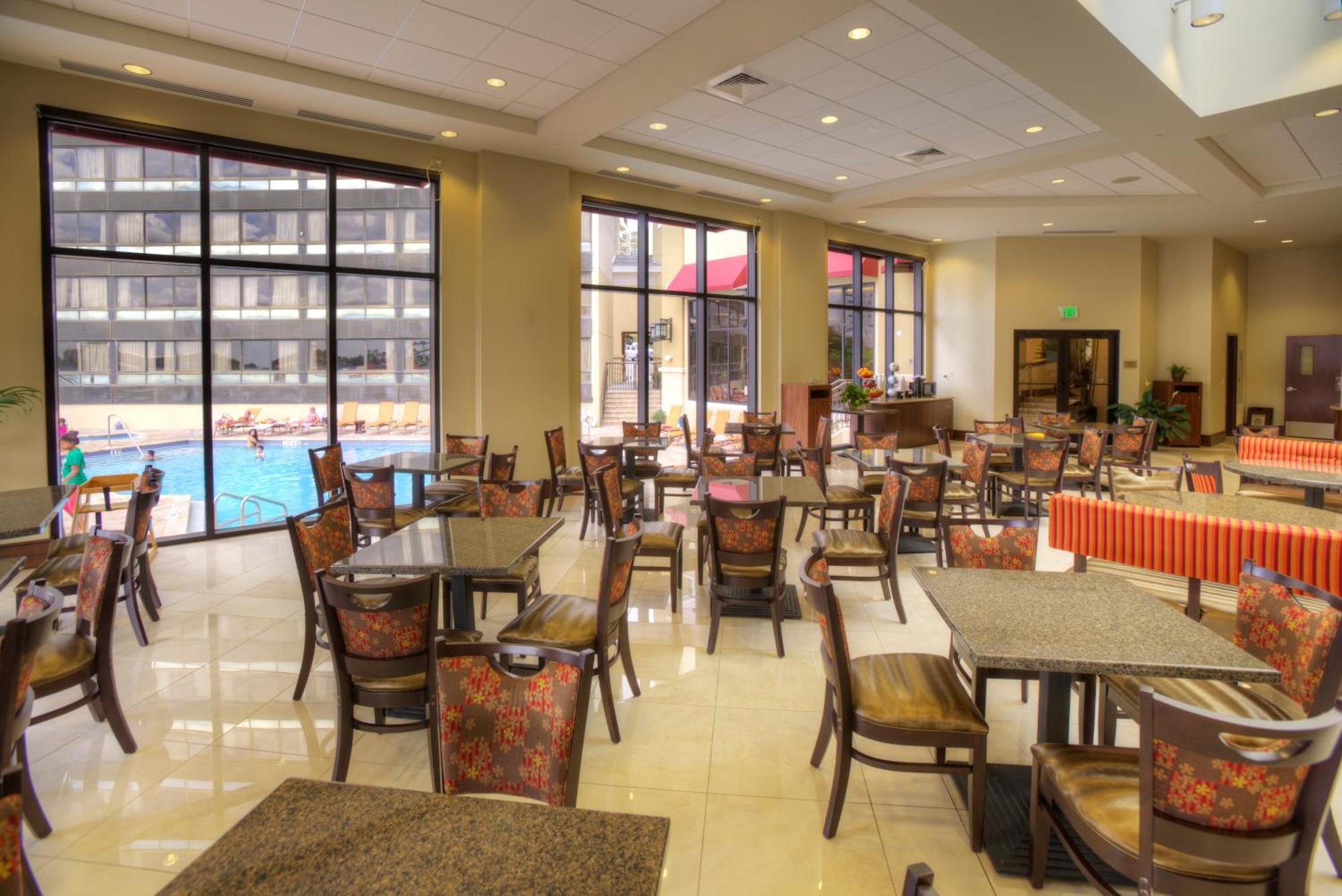Resort Ramada Plaza By Wyndham & Intl Drive - Newly Renovated! Orlando