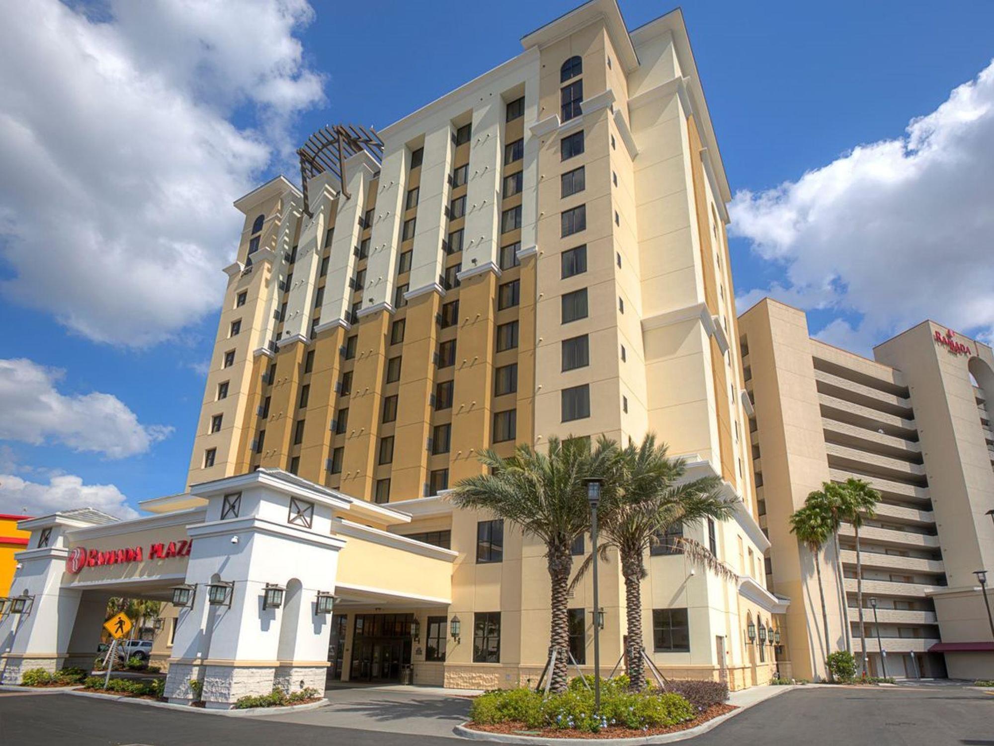 Ramada Plaza By Wyndham & Intl Drive - Newly Renovated! Resort 3*